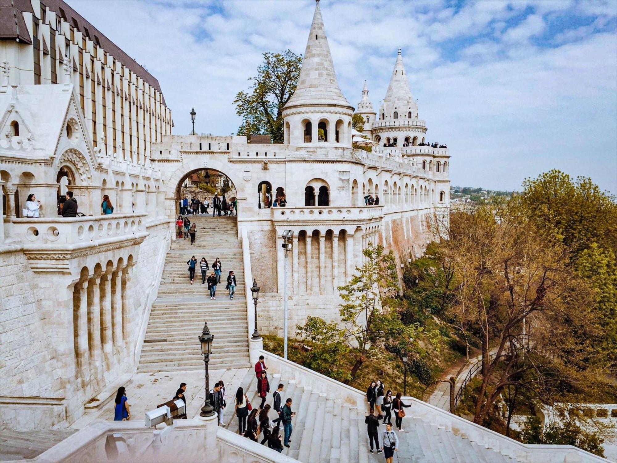 Designer Boutique 2R Walk To Opera House & Basilica Apartamento Budapeste Exterior foto